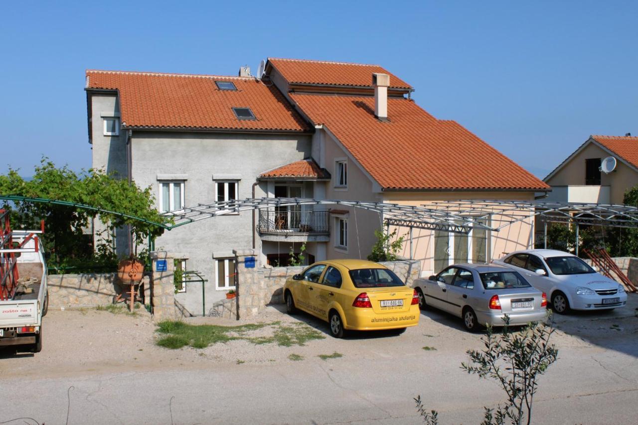 Apartments And Rooms With Parking Space Njivice, Krk - 5458 Экстерьер фото