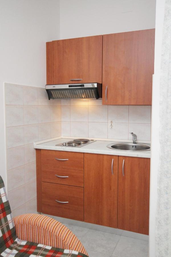 Apartments And Rooms With Parking Space Njivice, Krk - 5458 Экстерьер фото